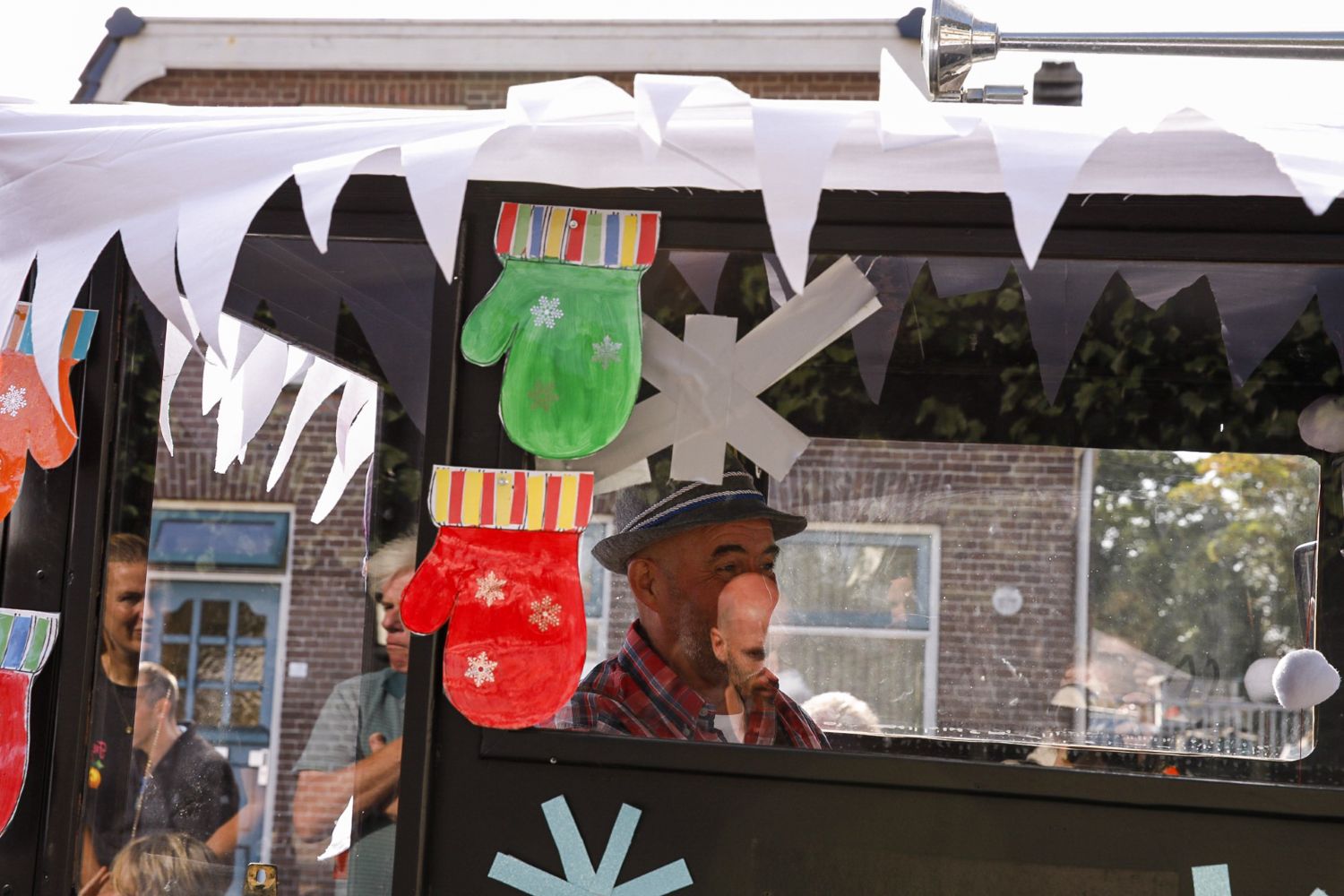 250904 SIntNyk optocht ochtend 207 c SprekendCleo.JPG (  1500)